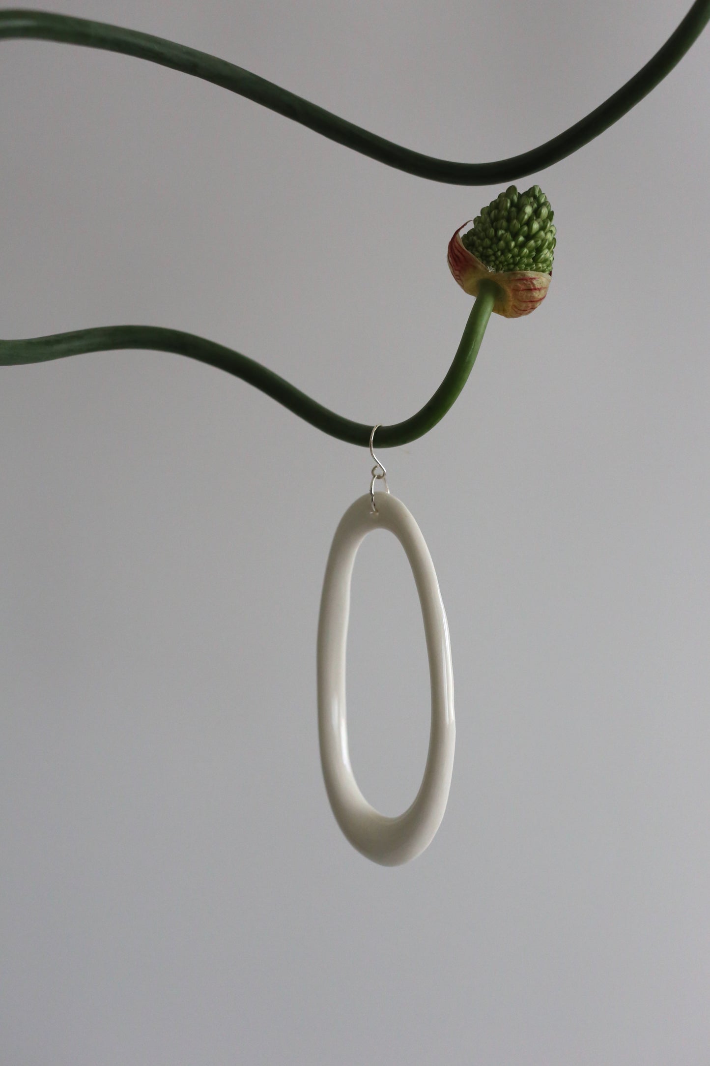 【ARC objects】egg earring 片耳ピアス