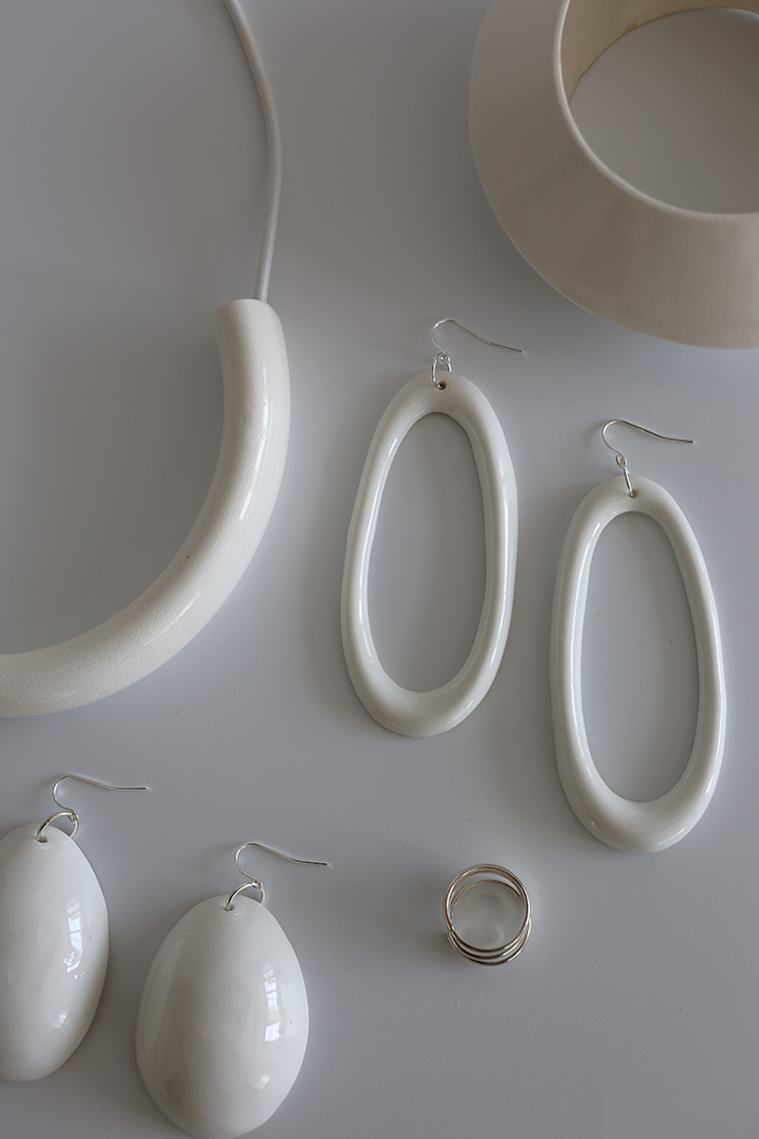 【ARC objects】egg earring 片耳ピアス