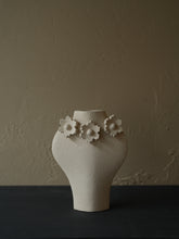 画像をギャラリービューアに読み込む, 【INI CERAMIQUE】Sculptural Flowers - Dal
