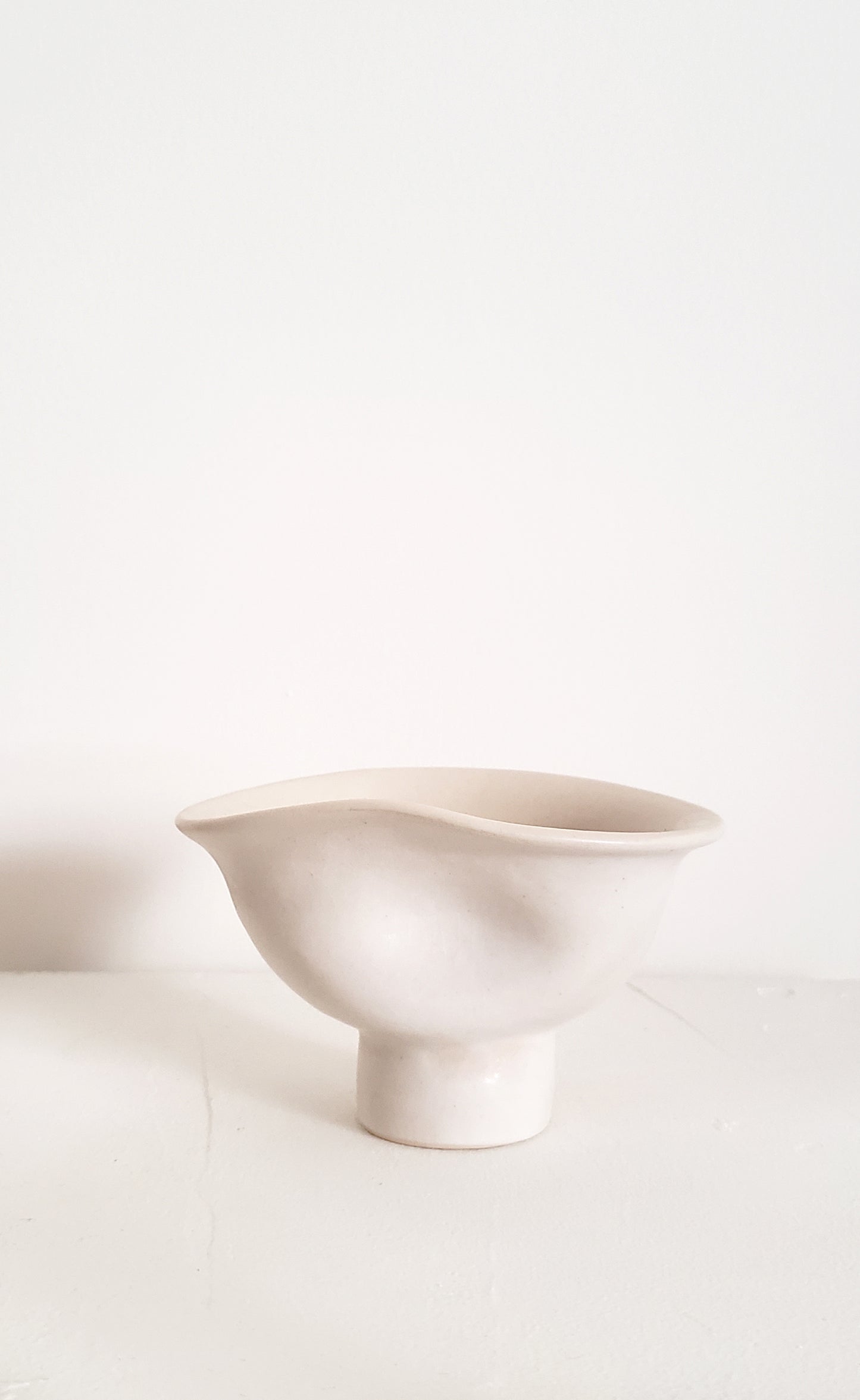 【éphēlis】Oyster Stone White